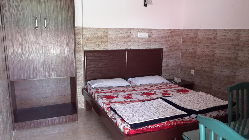 Jeraths Villa Bed And Breakfast Delhi  Exterior photo
